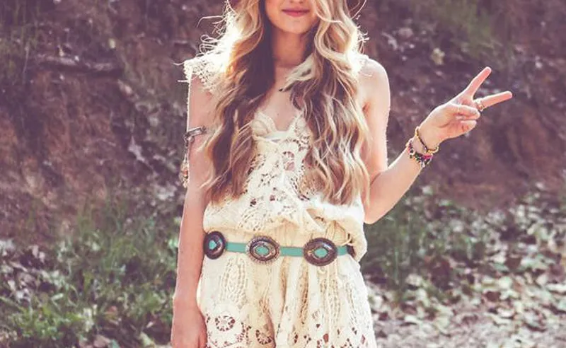 10 Boho Festival Outfit Ideas for a Hippie Chic Look