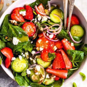 Strawberry and Spinach Salad with Poppy Seed Dressing